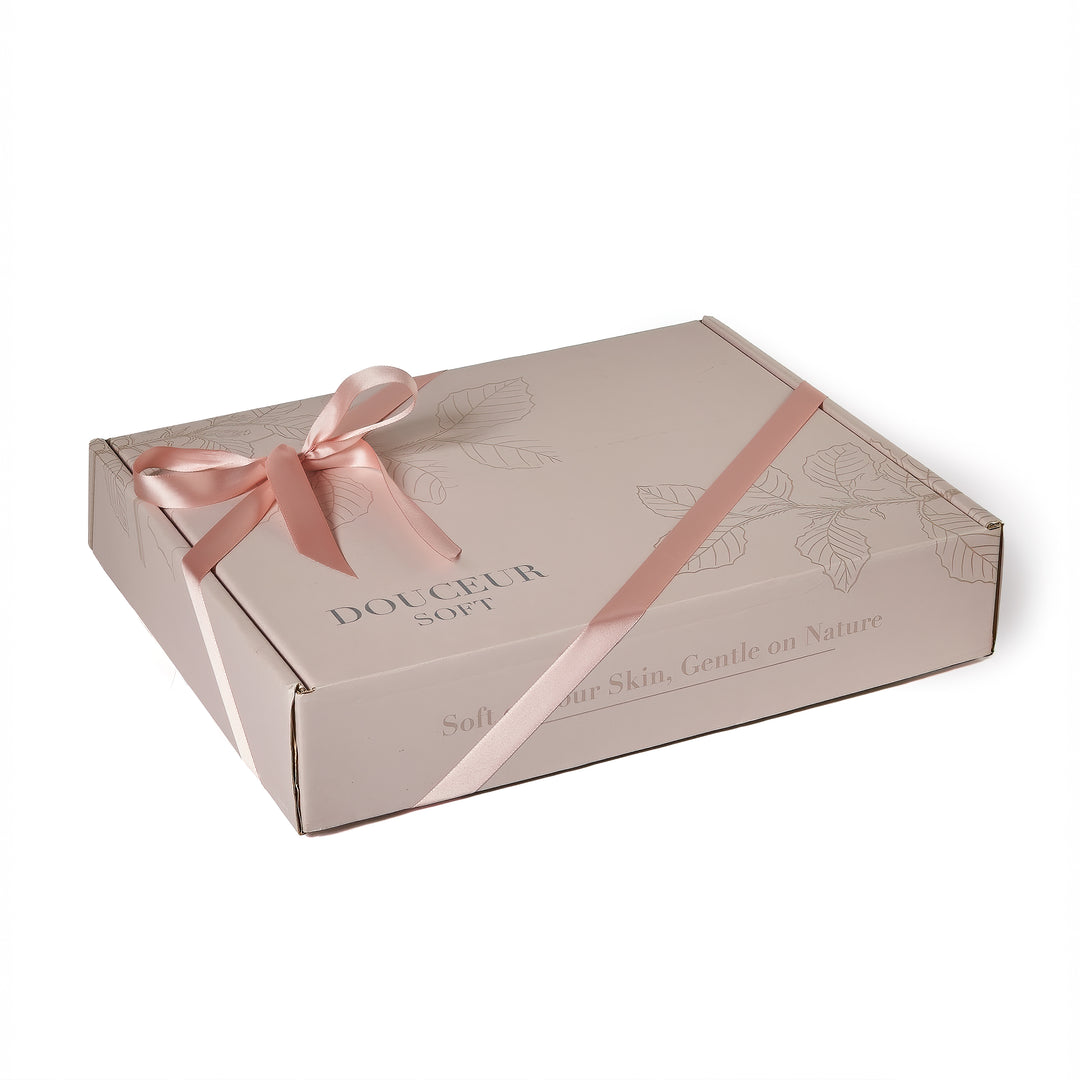 Douceur Soft womens deluxe subscription box, womens clothing, subscription box - DouceurSoft.com