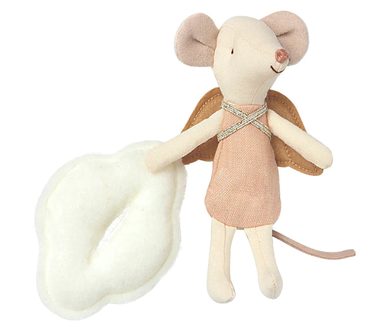 https://douceursoft.com/collections/accesories/products/guardian-angel-mouse-in-book